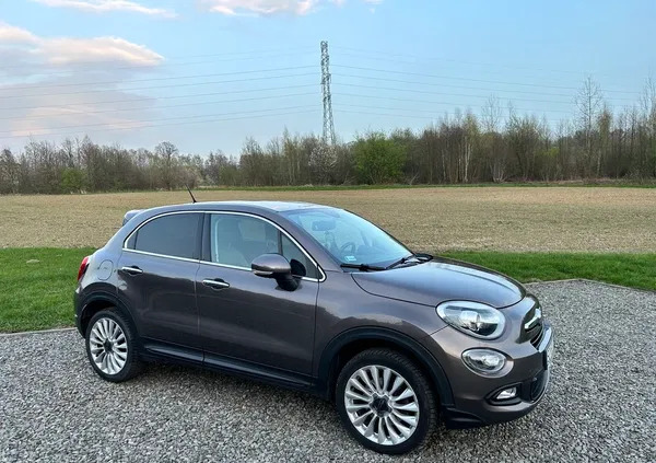 zielonka Fiat 500X cena 48500 przebieg: 123200, rok produkcji 2016 z Zielonka